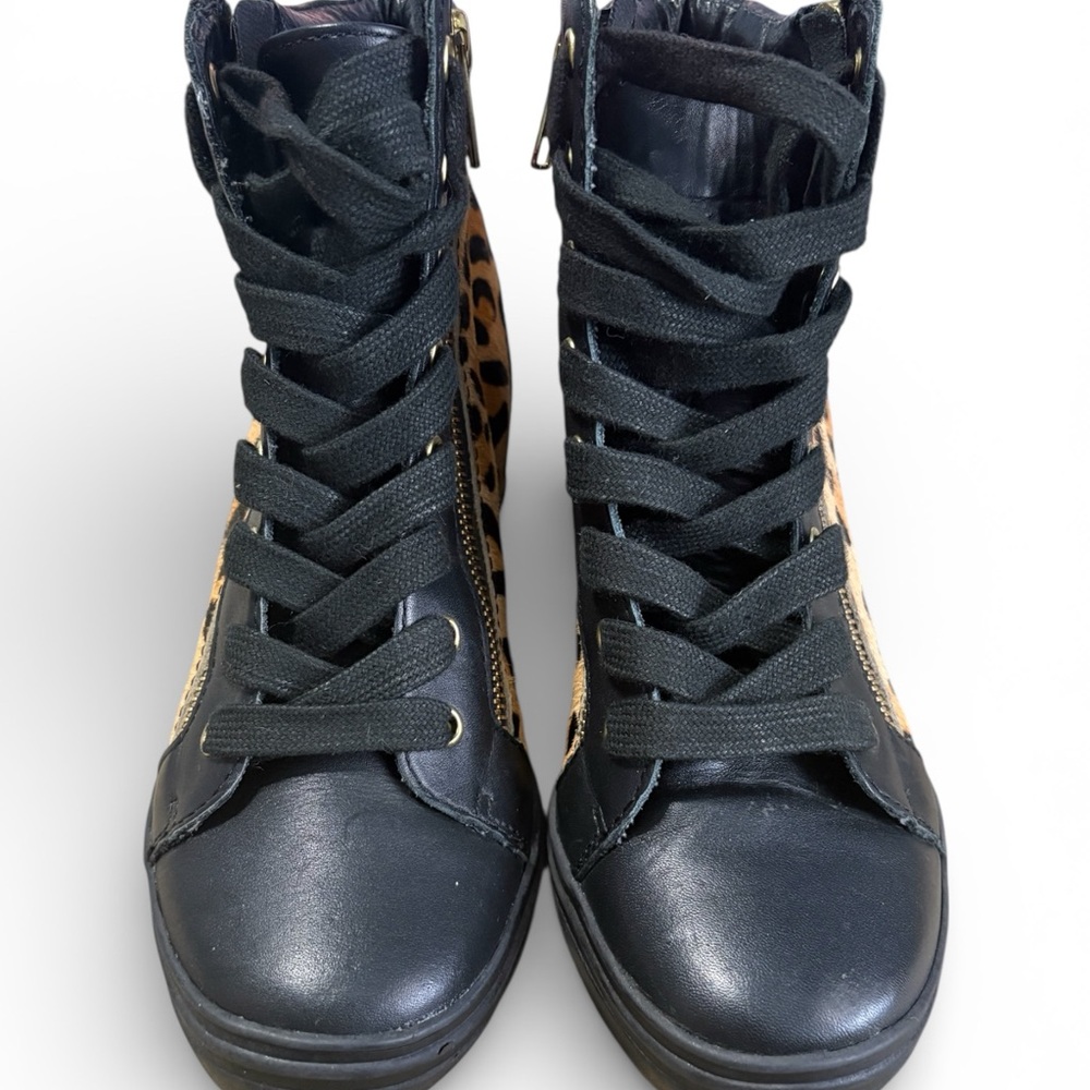 Sale‼️ Steve Madden Black and Tan Leopard Wedge Sneakers - Picture 2 of 4